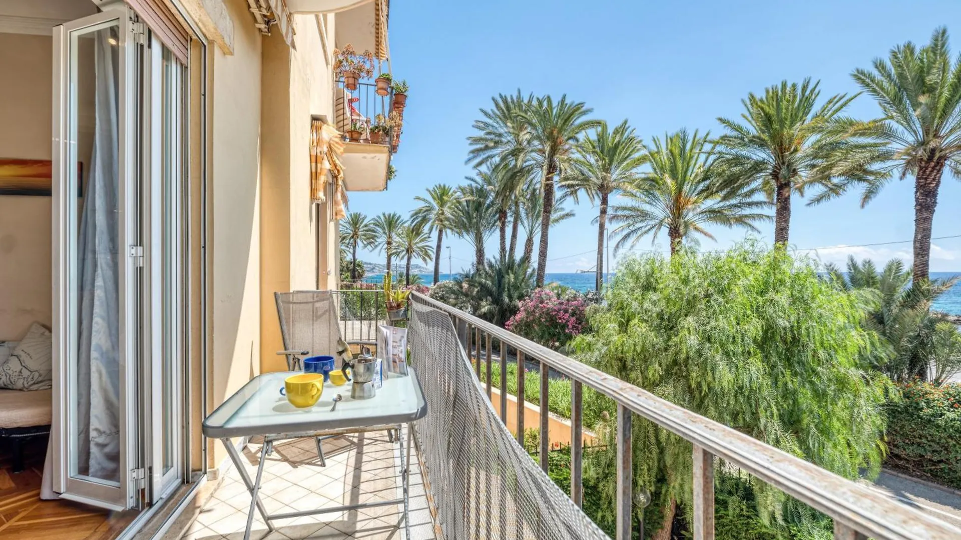 Sunny House Spiagge E Ciclabile - Happy Rentals Sanremo Apartment